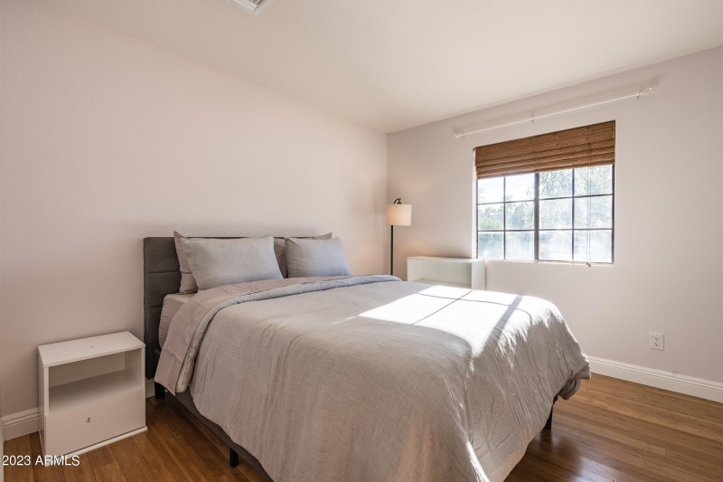 016_Sandra Guest Room 2