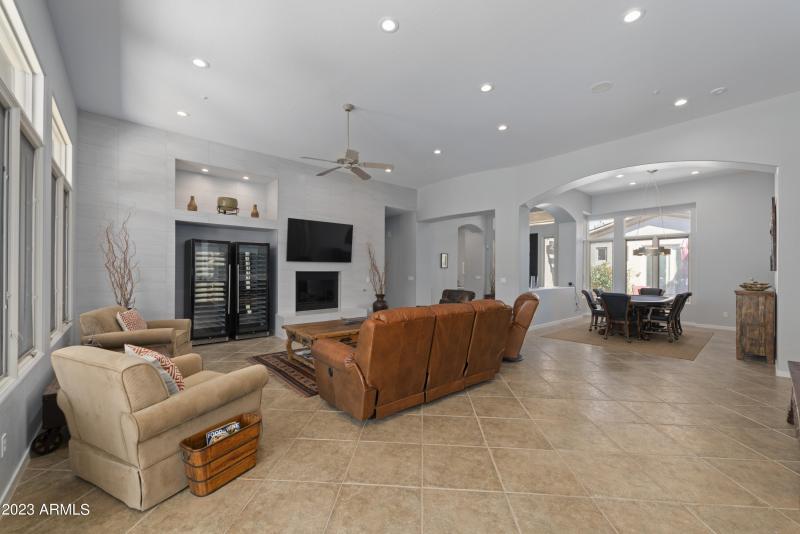 011_Living Dining Room