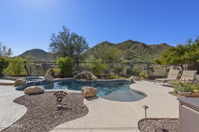 049_Exterior Poolside View