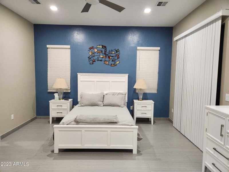 2906 Acacia mastr bedroom 2