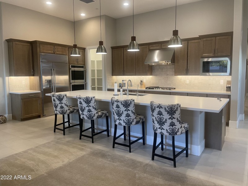 CD5BCD38-9B11-42DE-83C3-186ECA544898