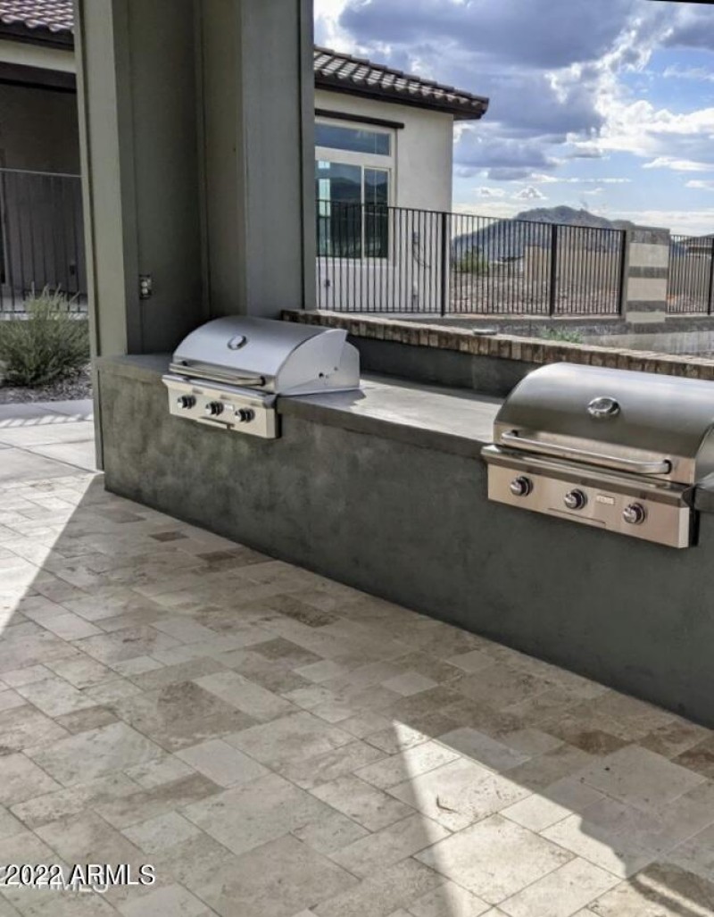 B038B384-8226-4224-8368-2A5B79080566