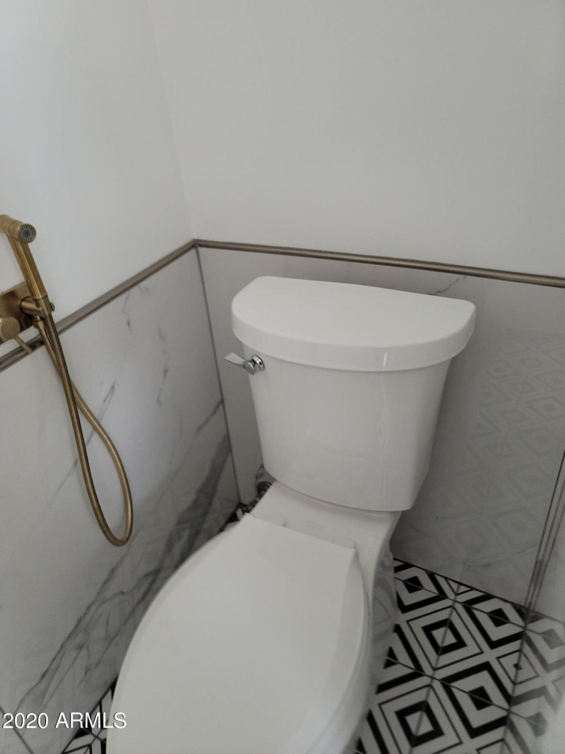 129406989_369657374338343_86867529864224