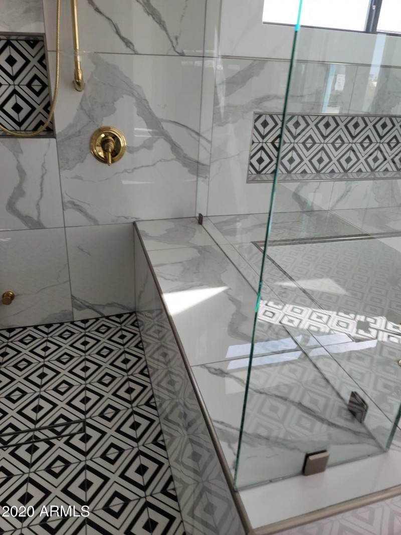 129078879_745964409651824_48735351598081