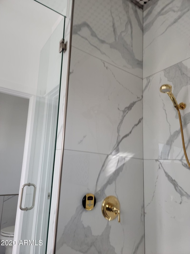 130239842_378282630106630_22159117378818