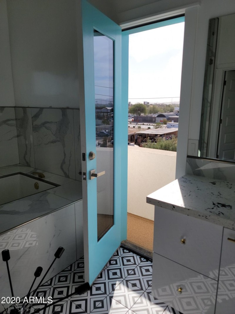 129605932_2482509945378679_7991794576624