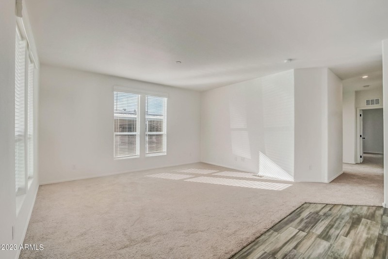 7-web-or-mls-N Trekell Rd 182-005