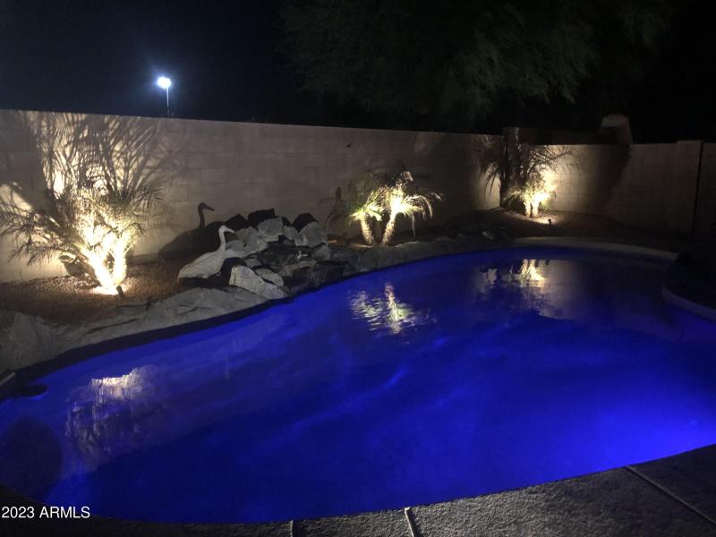 Night pool1