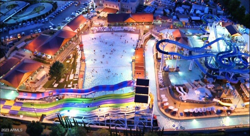 Nite-Slide-at-Roseville-Golfland