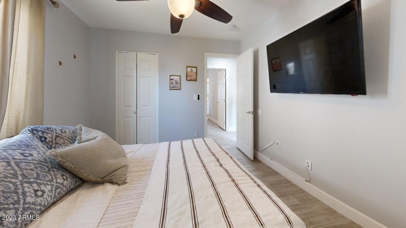 5426-S-College-Ave-Bedroom(3)