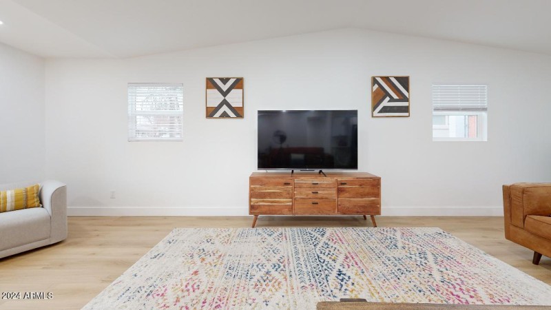 5215-E-Cambridge-Ave-Living-Room