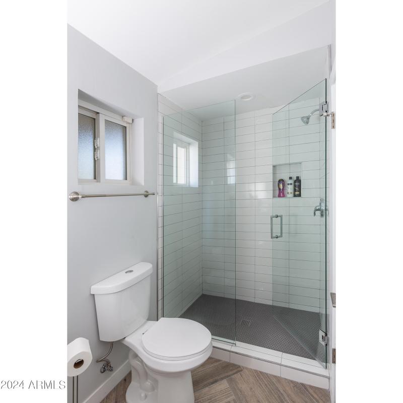 Master-Bathroom-Walk-In-Glass-Shower