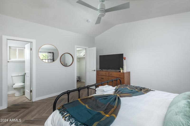 Master-Bedroom-With-TV