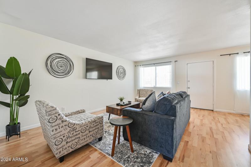 oxupix-1702WTL230-10