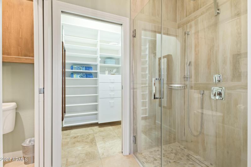 Stay Organized in this Primary Closet