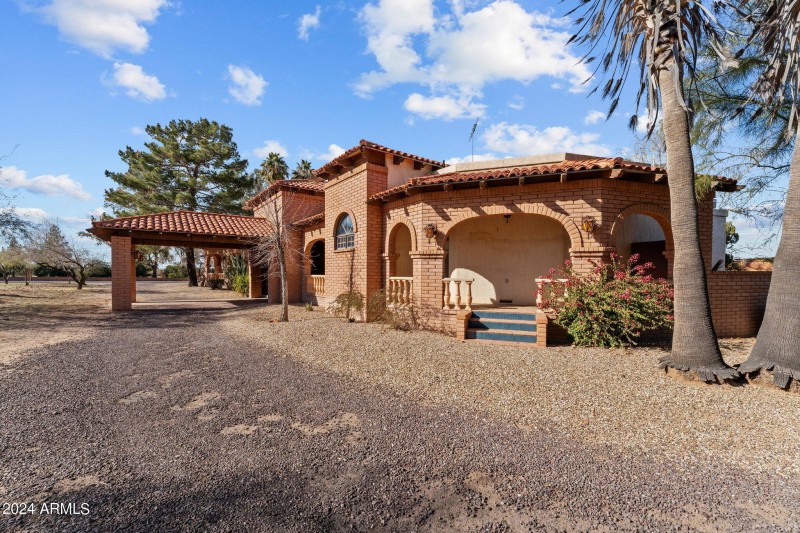 Private Entrances to Guest Rooms