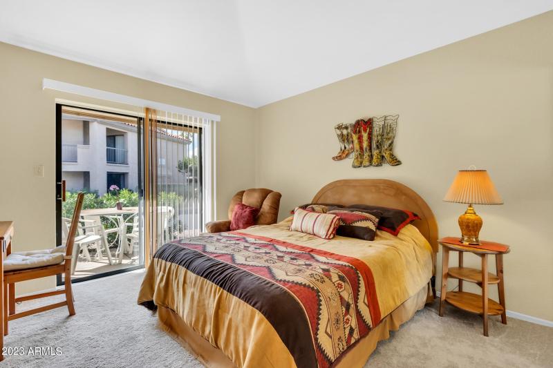 9430 E Mission Ln-19