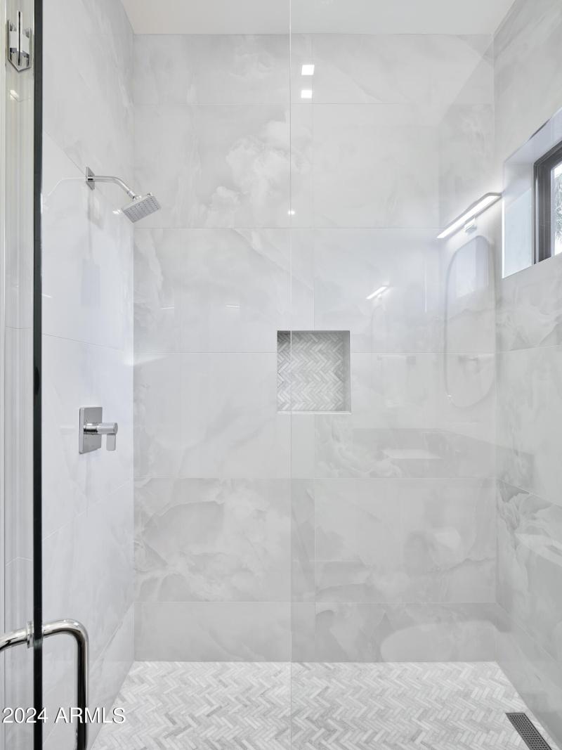 PropertyImageCo_7707E3rdSt_WEB_37