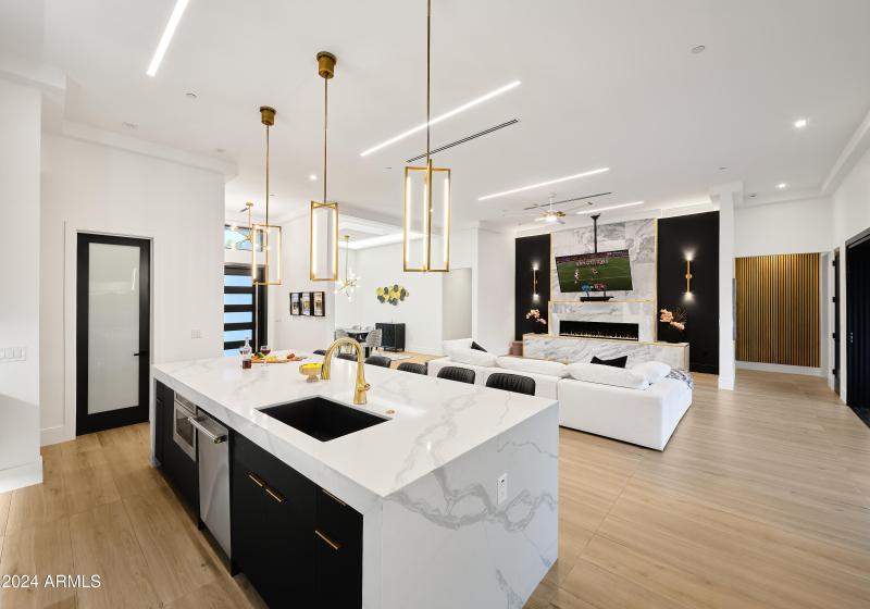 PropertyImageCo_7707E3rdSt_WEB_57