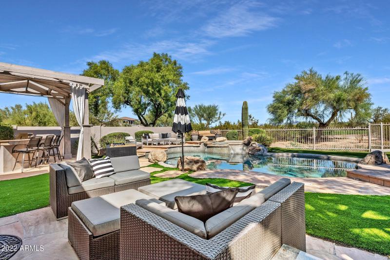 Backyard Seating overlooking Golf Course