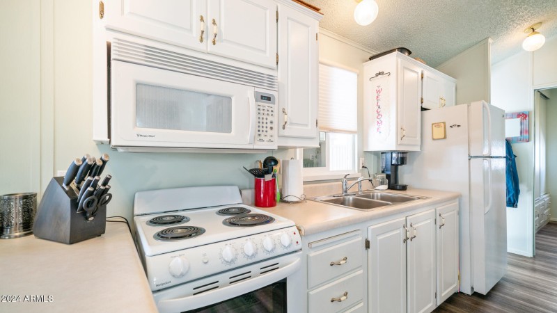 3710 S Goldfield Rd Lot 690 - 16