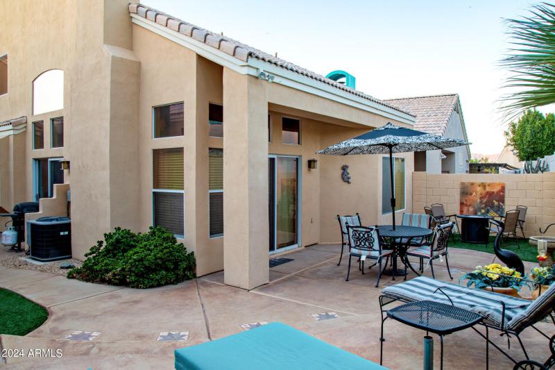 1136 East Hiddenview Dr-22