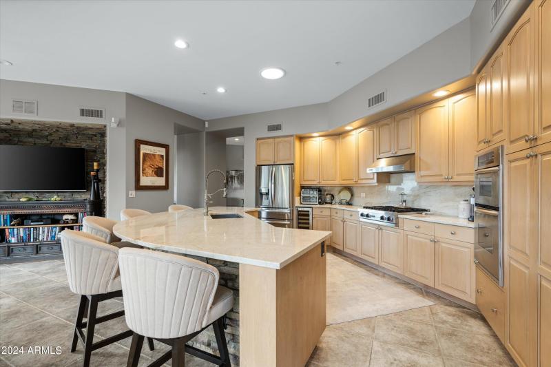 11-10397 E Loving Tree (11 of 31)