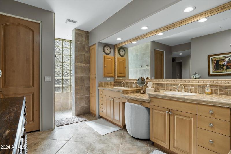 19-10397 E Loving Tree (19 of 31)