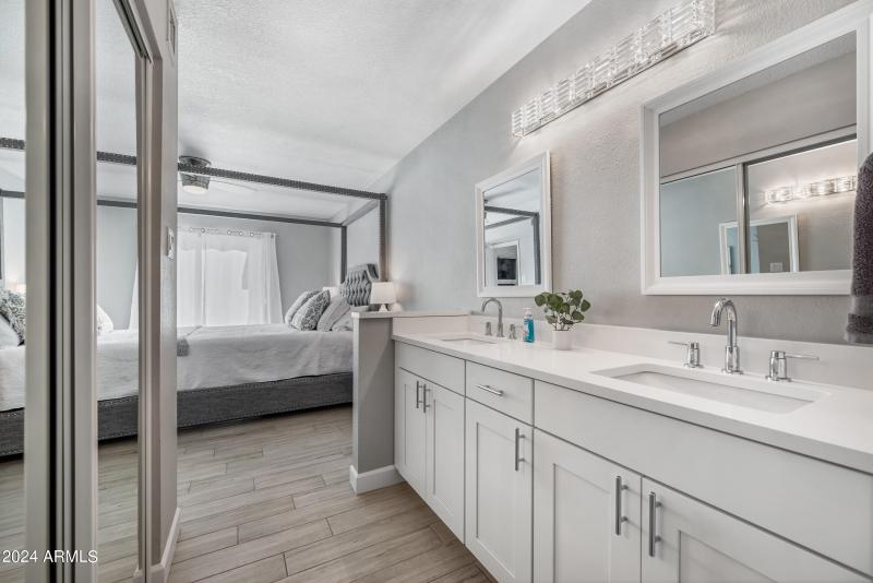 34-1717EUHD1052-ocupix 3-8