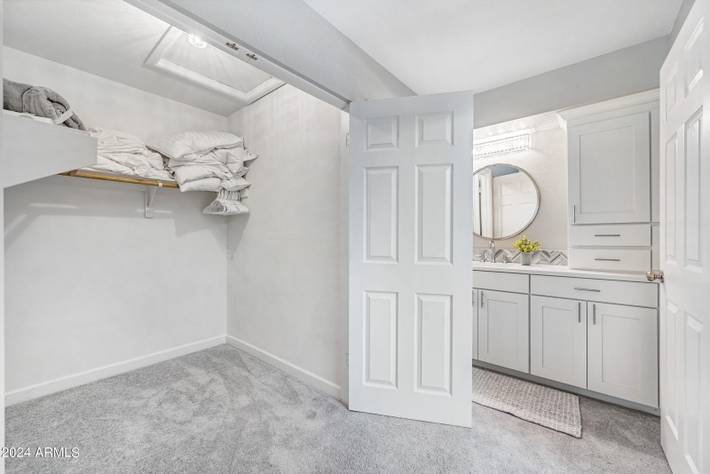 45-1717EUHD1052-ocupix 3-8