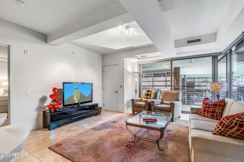 20220523182130283954000000-o