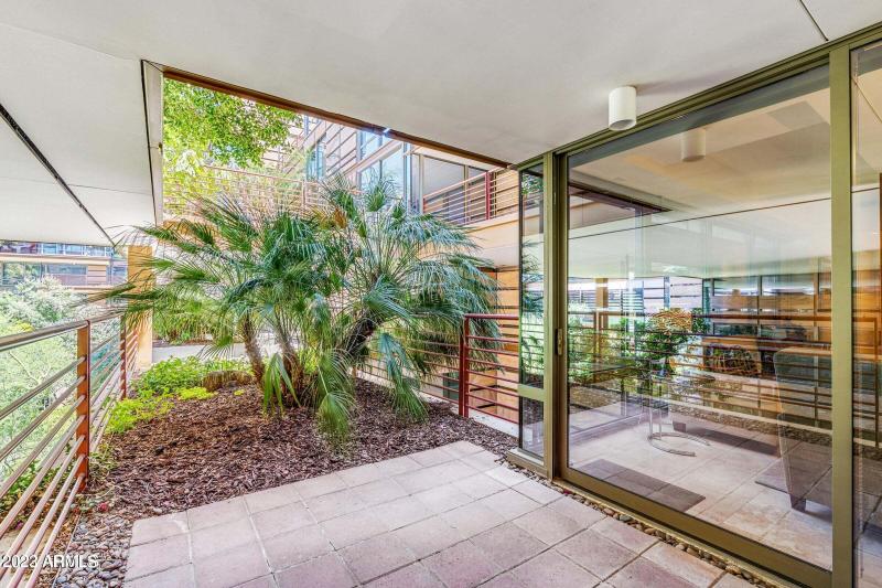 20220523182237445179000000-o