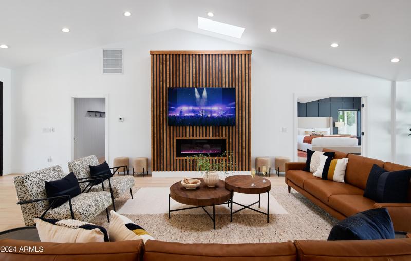 PropertyImageCo_5402EMarilynRd_WEB_13