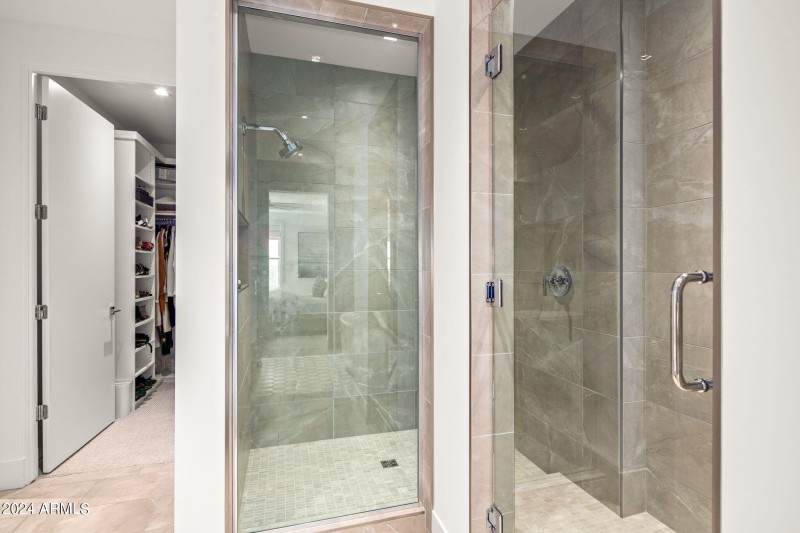 32-web-or-mls-Primary Showers