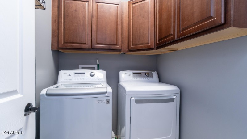 602 W Ridgecrest Rd-100