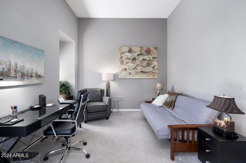 Office / 3rd Bedroom