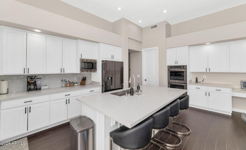 10940 E Cosmos Cir-large-013-016-10940 E