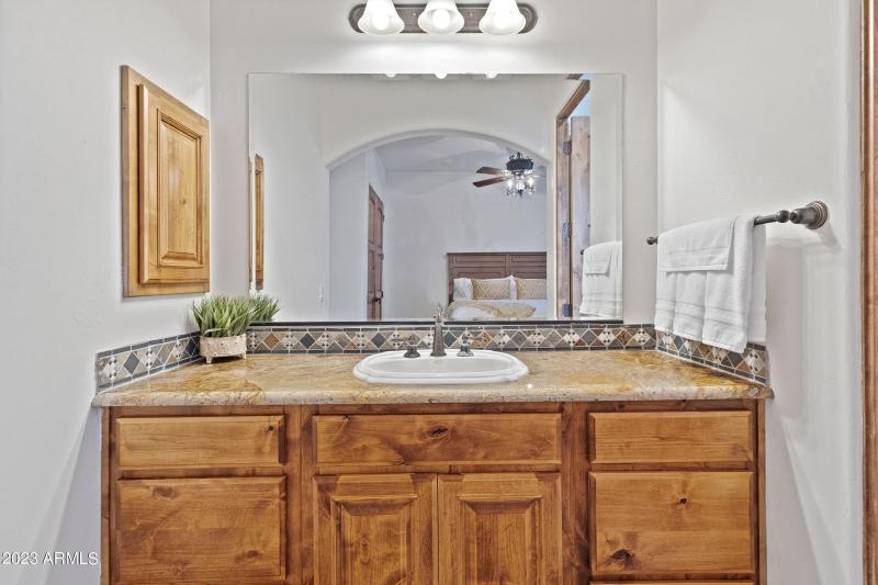 5529 W Pinnacle Hill Dr (small)-9