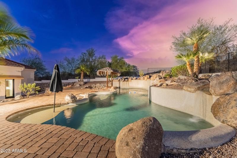 5529 W Pinnacle Hill Dr (small)-76