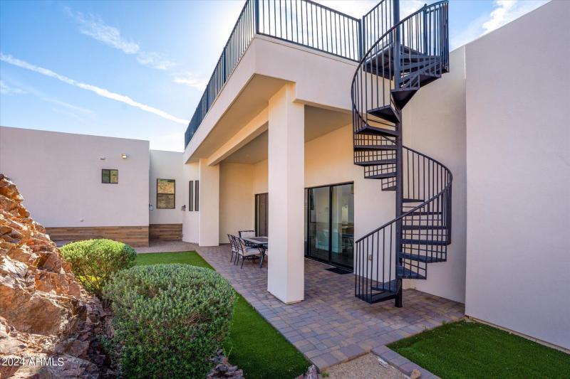 67-DSC02192-HDR-Recovered