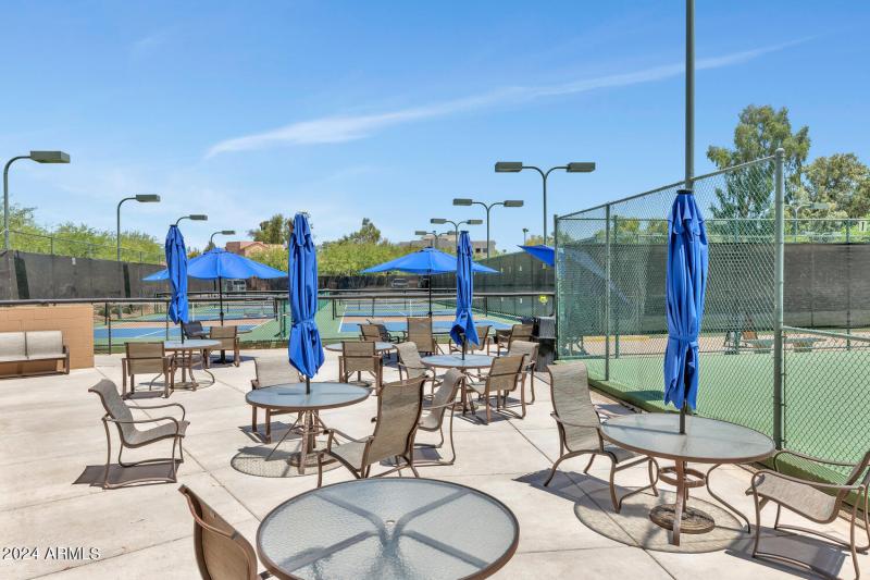 7710 E Gainey Ranch Rd-large-039-013-771