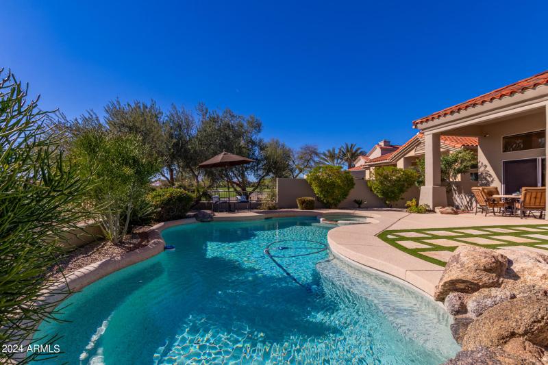 Private Heated Pool & Spa