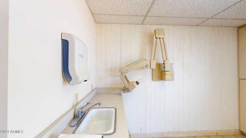 Medical-Bldg-Suite-405-04142024_123444