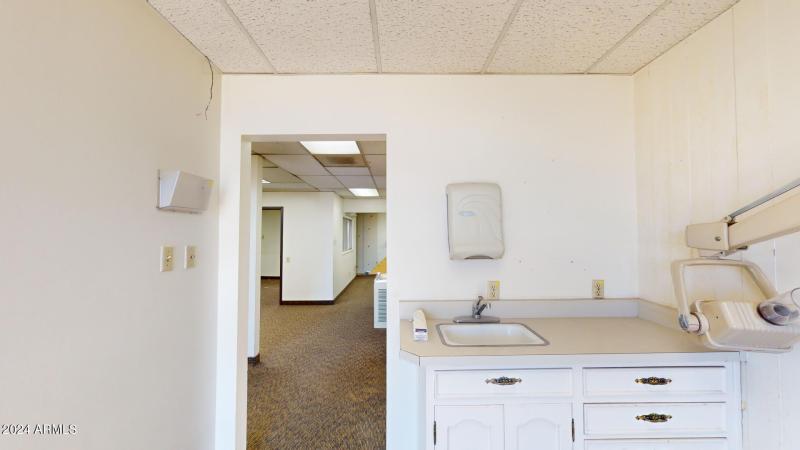 Medical-Bldg-Suite-405-04142024_123513