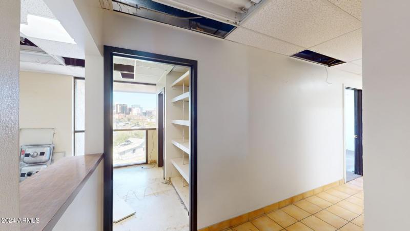 Medical-Bldg-Suite-403-04142024_120544