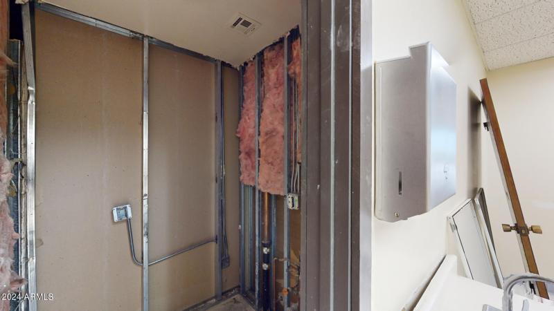 Medical-Bldg-Suite-403-04142024_120724