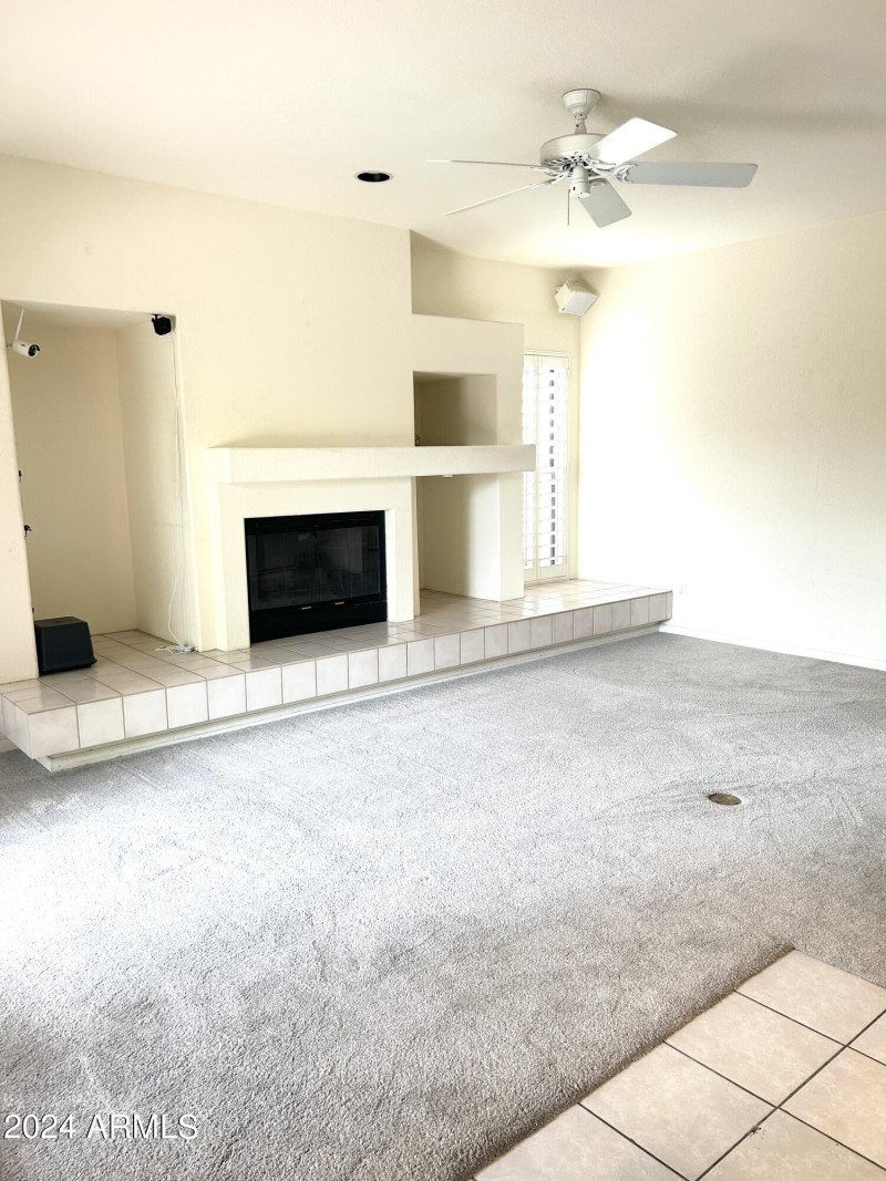 9DF7152B-FA6C-4AB7-997C-E1D9083C7406