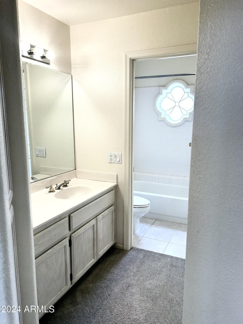 6F72DA41-8E97-4AAE-8BC1-F6FF305A18BE