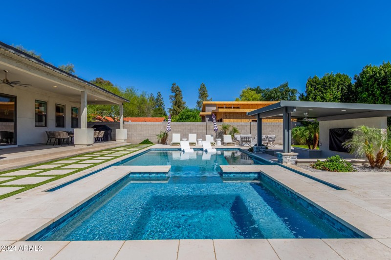 Private Backyard Spa