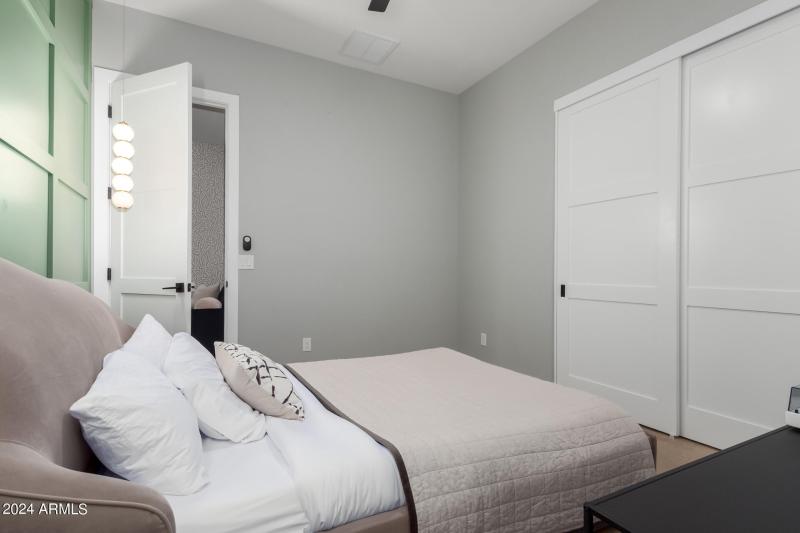 Guest Bedroom 2 with Queen